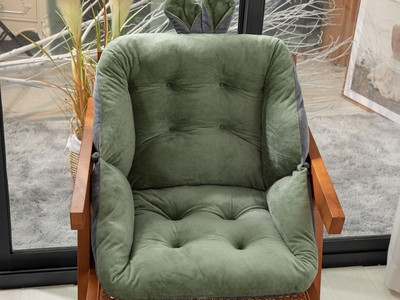 Подушка для сиденья, арт 24031,  цвет: оливково-зелёный бархат ОЦ